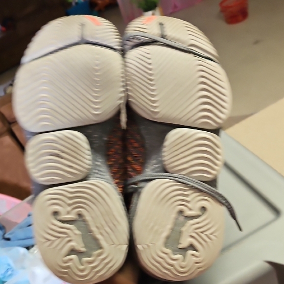 Nike LeBron 16 XVI Multicolor Size 13 - Picture 5 of 7